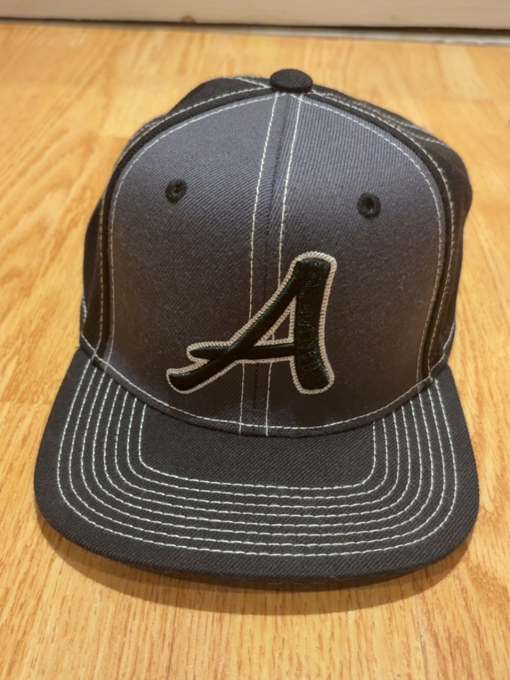 Stylish Gray 'A' Embroidered Flat-Brim Cap